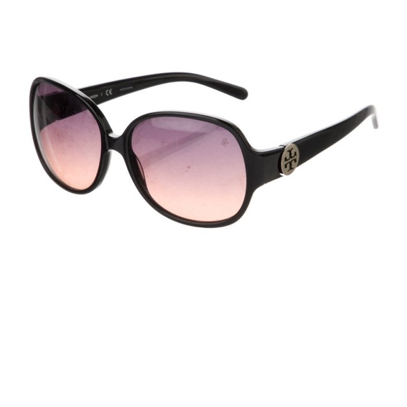 🌟Host Pick🌟 Tory Burch Signature Logo Oversized Sunglasses - Picture 2 of 4